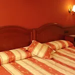 Hotell Puerta De Javalambre