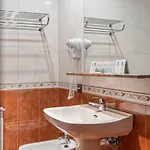 Hotel Puerta De Javalambre 3*