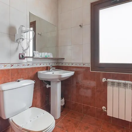 Puerta De Javalambre ホテル 3*