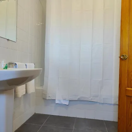 ホテル Puerta De Javalambre 3*