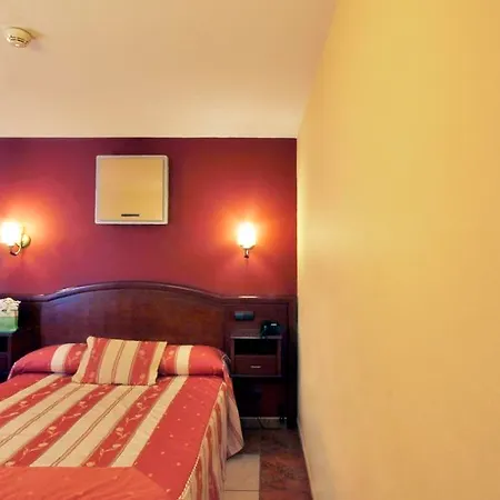 Puerta De Javalambre Hotel 3*