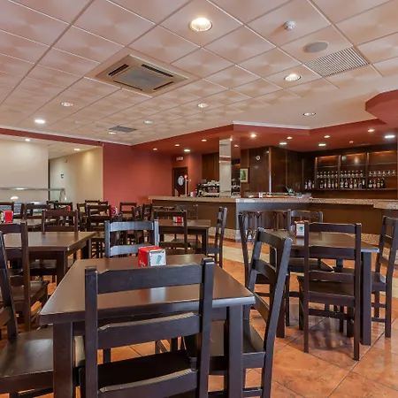 Puerta De Javalambre Hotel 3*