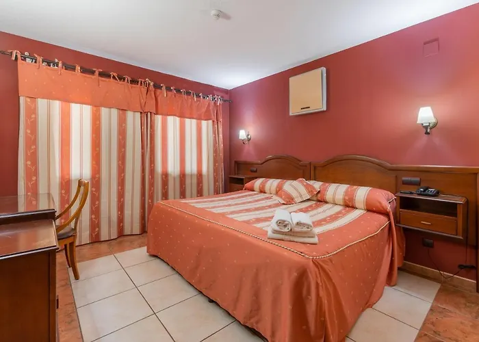 Hotell Puerta De Javalambre