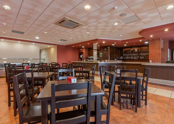 Hotell Puerta De Javalambre 3*