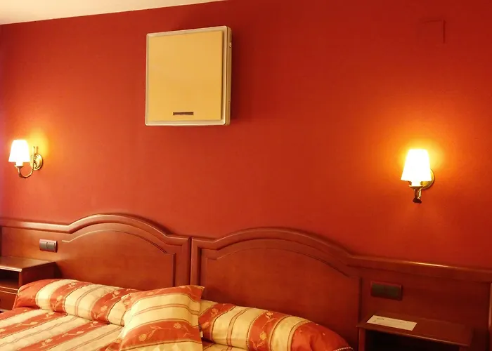 Hotell Puerta De Javalambre