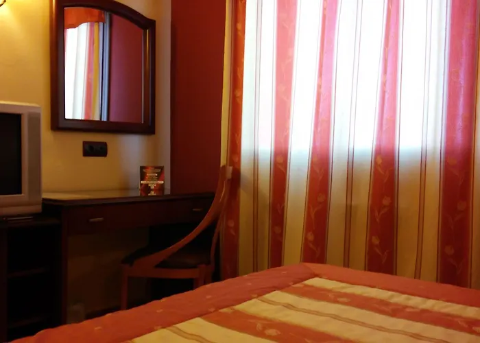 Puerta De Javalambre Otel