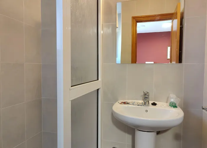 Hotell Puerta De Javalambre