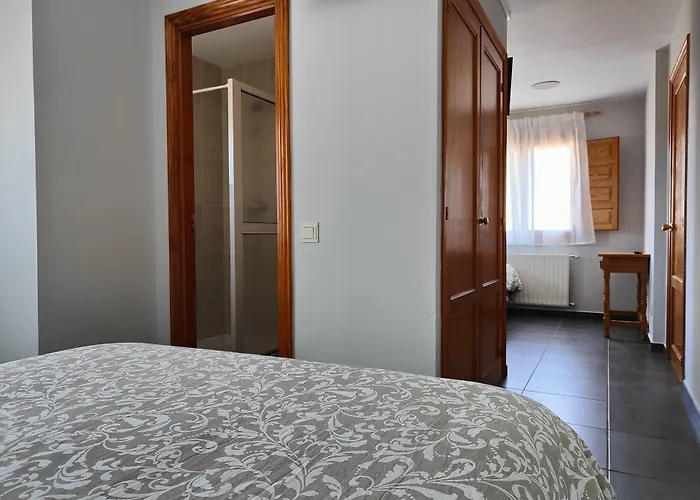 Hotell Puerta De Javalambre